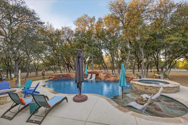 $1,300,000 | 2500 County Road 403, Marble Falls, TX 78654