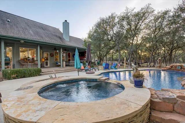 $1,300,000 | 2500 County Road 403, Marble Falls, TX 78654