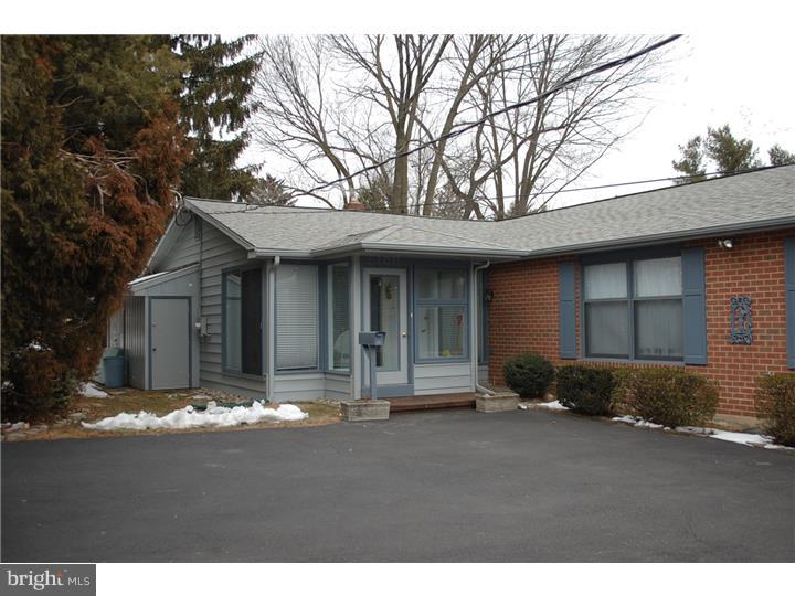 2011 Surrey Road Oreland, PA 19075 - Photo 2 of 10