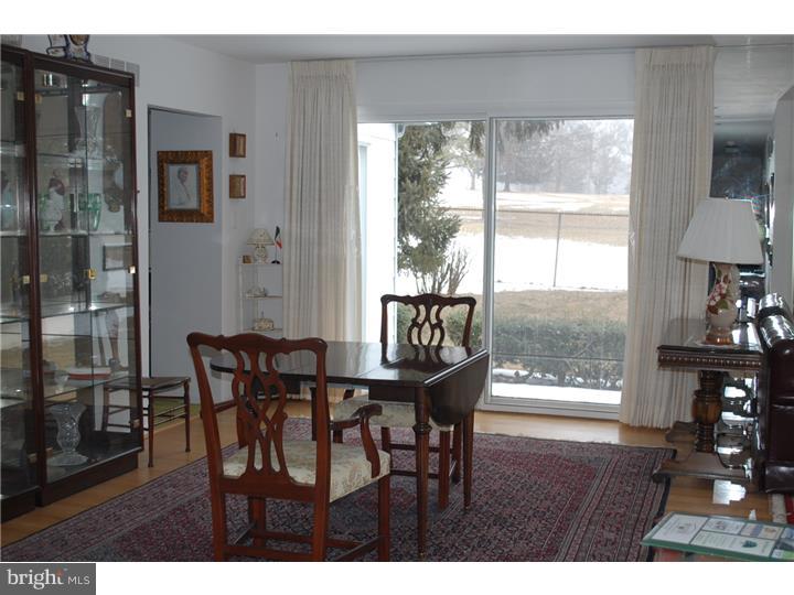 2011 Surrey Road Oreland, PA 19075 - Photo 4 of 10