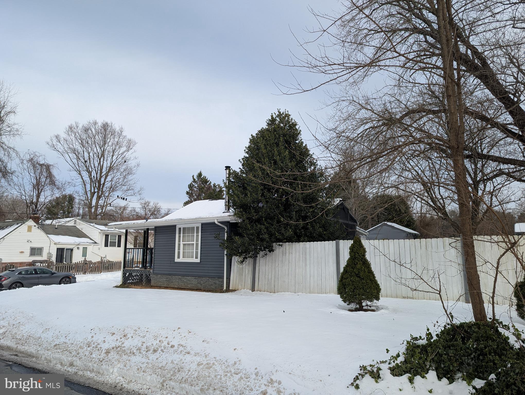 13813 Berryville Road Germantown, MD 20874 - Photo 5 of 34 Gallery Image 5