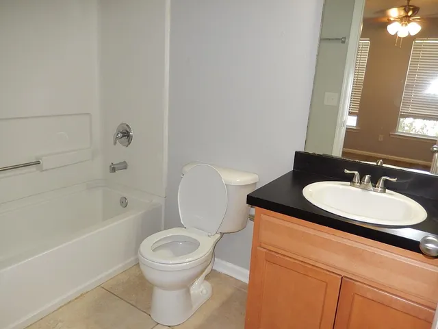 $1,450 | 1417 Pullen Road, Unit 302, Tallahassee, FL 32303