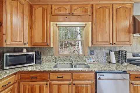 $699,000 | 165 Christian Crossing, Morganton, GA 30560