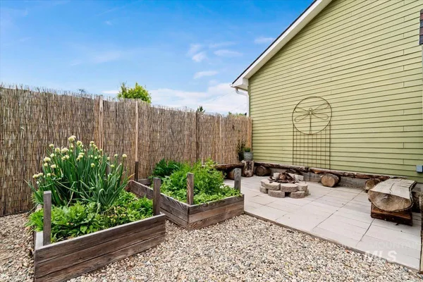 $675,000 | 604 East 1st Street, Emmett, ID 83617