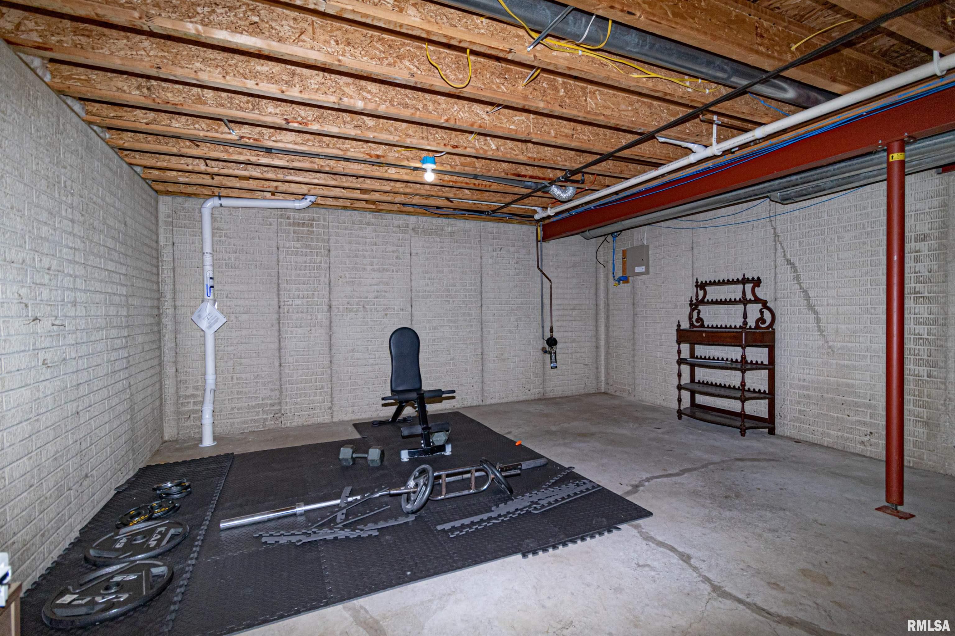1504 Redbird Ridge Drive Metamora, IL 61548 - Photo 54 of 74