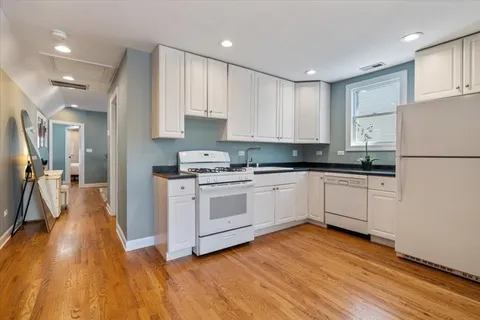 $899,000 | 3452 North Damen Avenue, Chicago, IL 60618