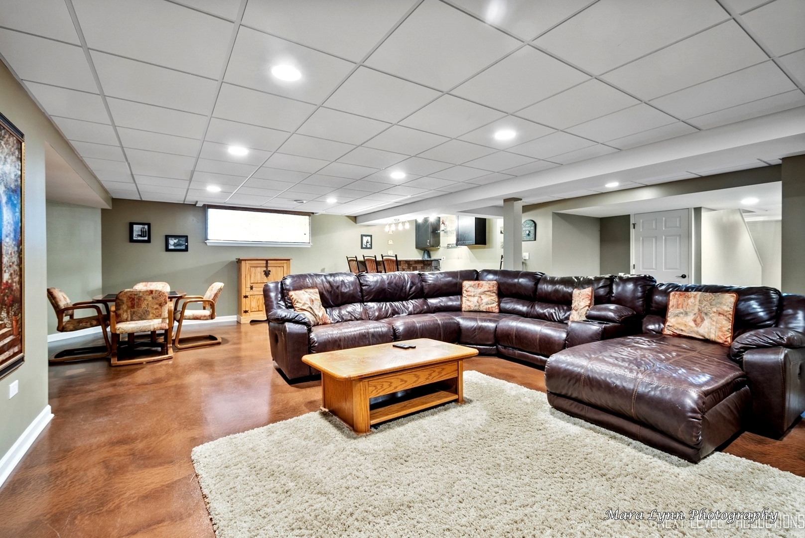 7N265 Ridge Line Road St. Charles, IL 60175 - Photo 33 of 46 a living room with furniture and a couch