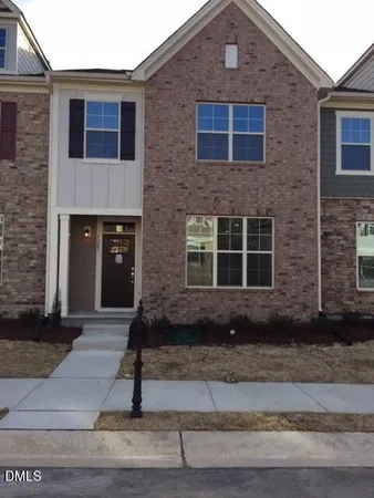 $1,695 | 1323 Lakestone Village Lane, Fuquay-Varina, NC 27526