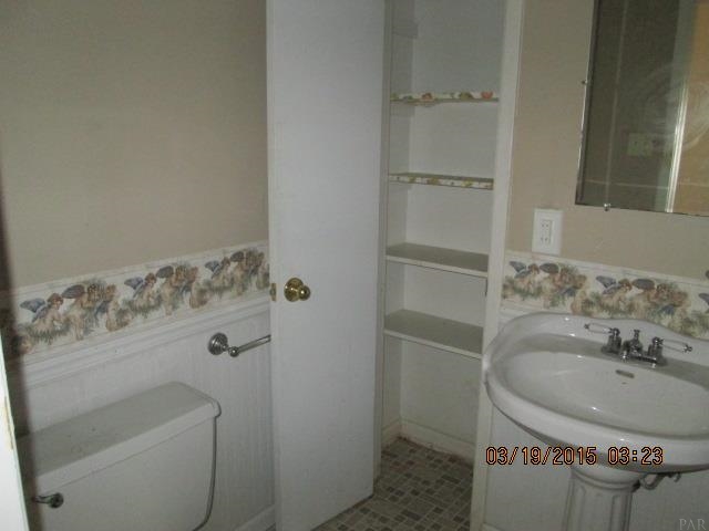 570 Quigley Road Pensacola, FL 32506 - Photo 7 of 14 Gallery Image 7