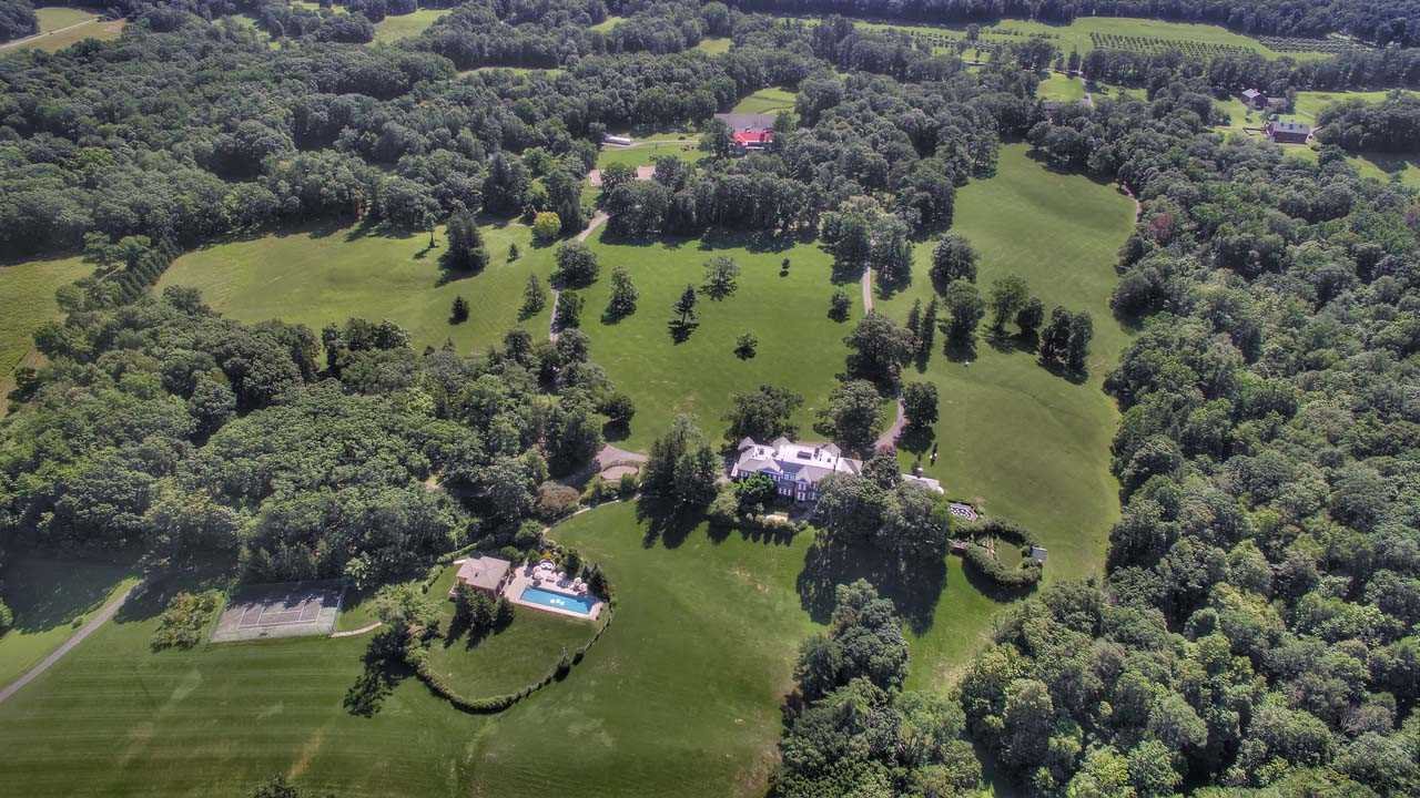 124 Martins Lane Red Hook, NY 12571 - Photo 7 of 29