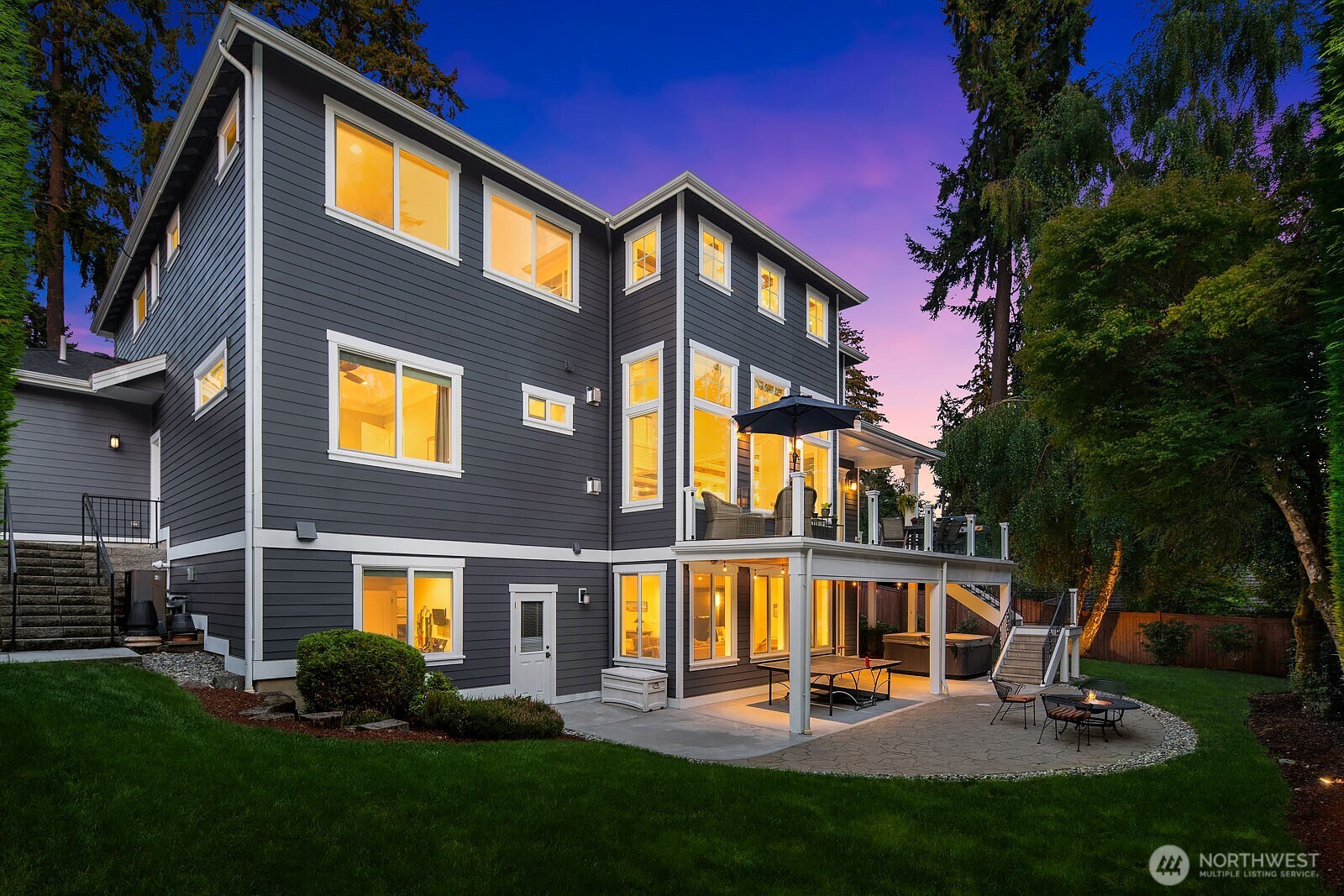 3207 107th Avenue Southeast Bellevue, WA 98004 - Photo 32 of 37 Gallery Image 32