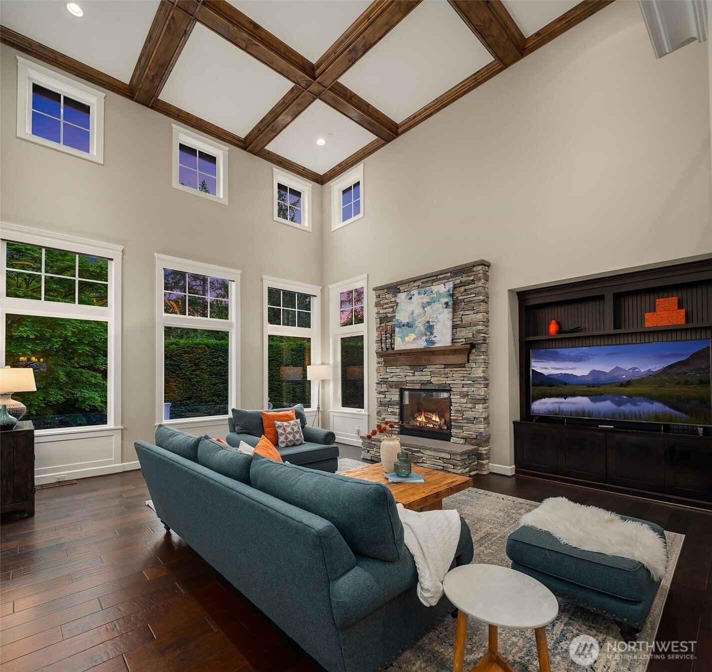 3207 107th Avenue Southeast Bellevue, WA 98004 - Photo 7 of 37 Gallery Image 7