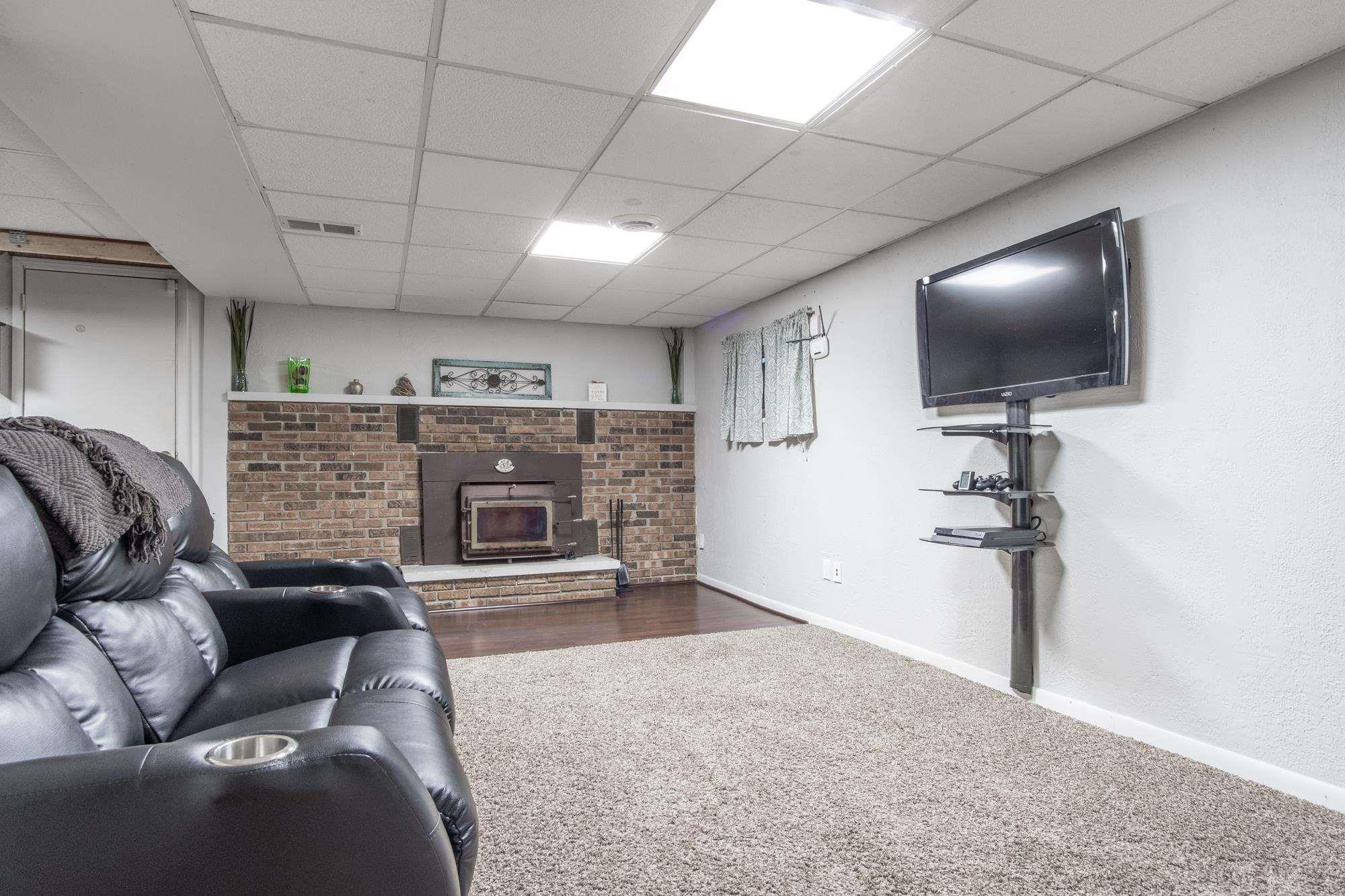 10155 Helena Drive Granger, IN 46530 - Photo 21 of 35