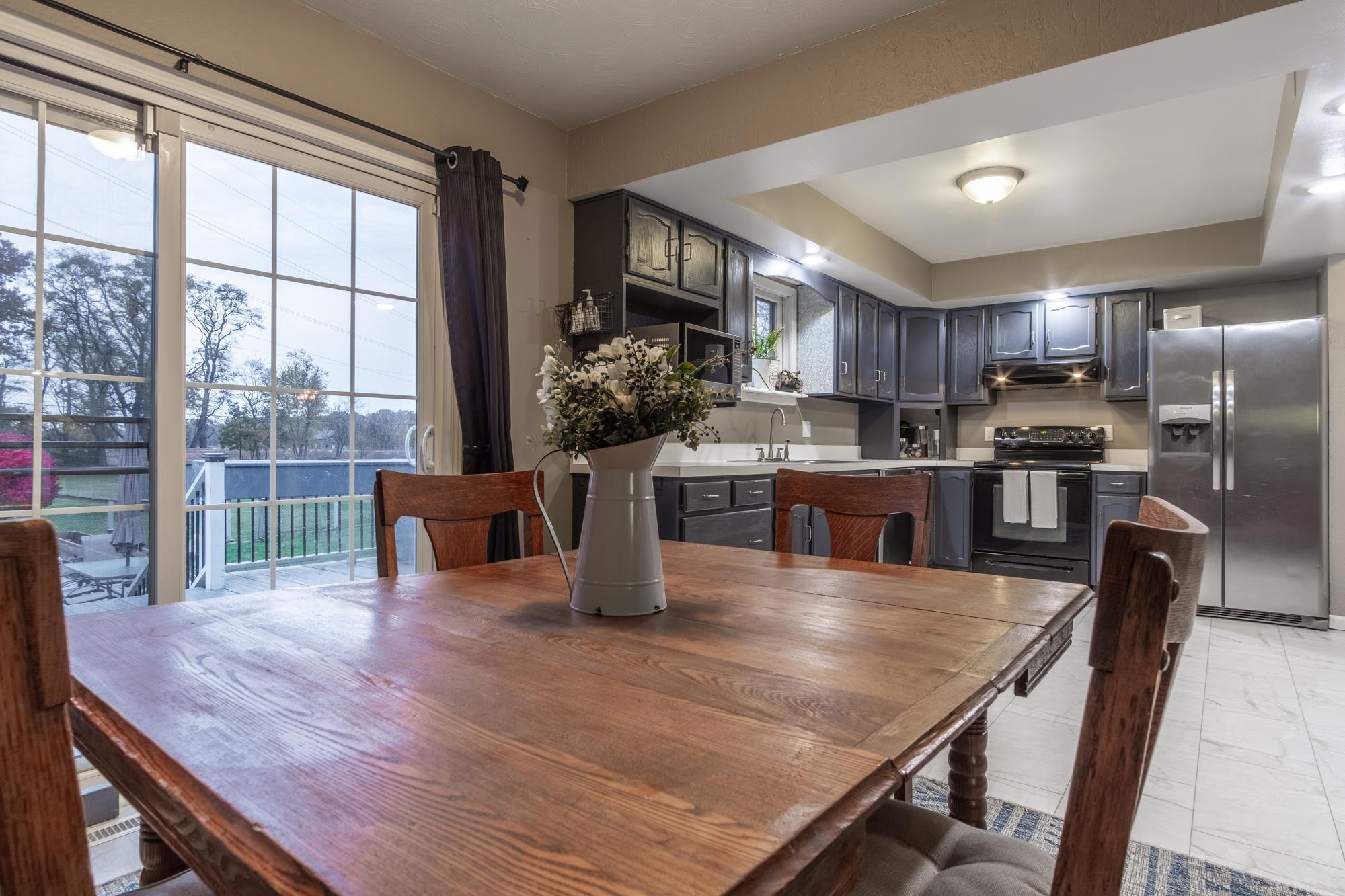 10155 Helena Drive Granger, IN 46530 - Photo 6 of 35