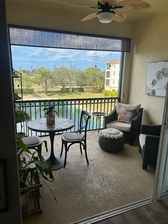 $3,200 | 940 Cooper Street, Unit 302, Venice, FL 34285