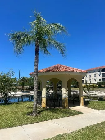 $3,200 | 940 Cooper Street, Unit 302, Venice, FL 34285