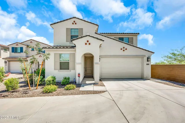 $649,900 | 9009 West Orange Drive, Glendale, AZ 85305