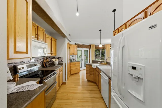 $585,500 | 2300 Sherman Road, Slinger, WI 53086