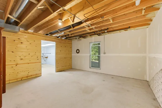 $585,500 | 2300 Sherman Road, Slinger, WI 53086