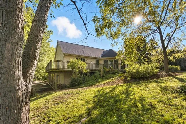 $585,500 | 2300 Sherman Road, Slinger, WI 53086