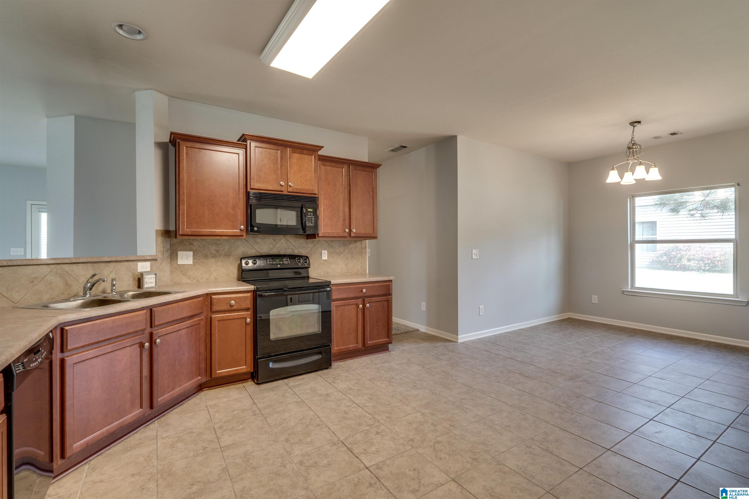 321 Addison Drive Calera, AL 35040 - Photo 12 of 29