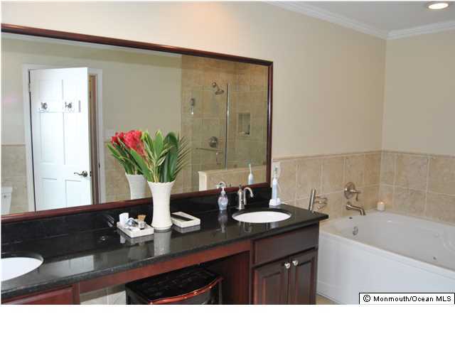 15 Weathervane Way Marlboro, NJ 07746 - Photo 13 of 19 Additional Photo