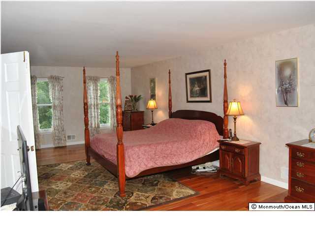 15 Weathervane Way Marlboro, NJ 07746 - Photo 14 of 19 Additional Photo