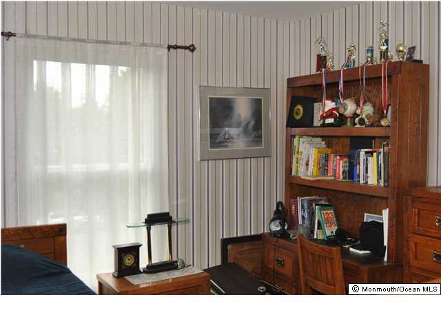 15 Weathervane Way Marlboro, NJ 07746 - Photo 17 of 19 Additional Photo