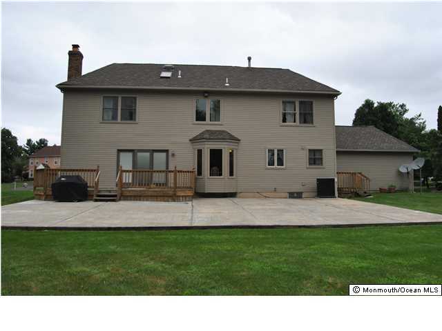 15 Weathervane Way Marlboro, NJ 07746 - Photo 2 of 19 Additional Photo