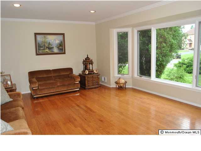 15 Weathervane Way Marlboro, NJ 07746 - Photo 10 of 19 Additional Photo