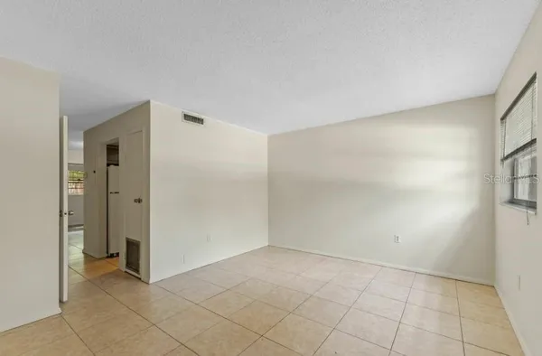 $1,350 | 118 Hardin Place, Unit B, Edgewater, FL 32132