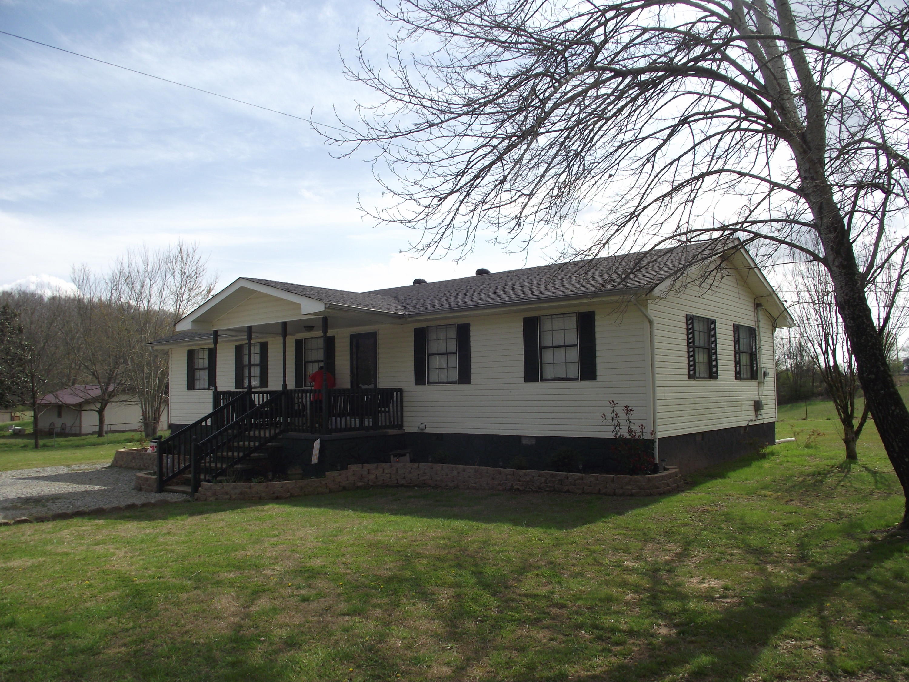 309 Glover Hill Road Jasper, TN 37347 - Photo 1 of 20 4 bedrooms!