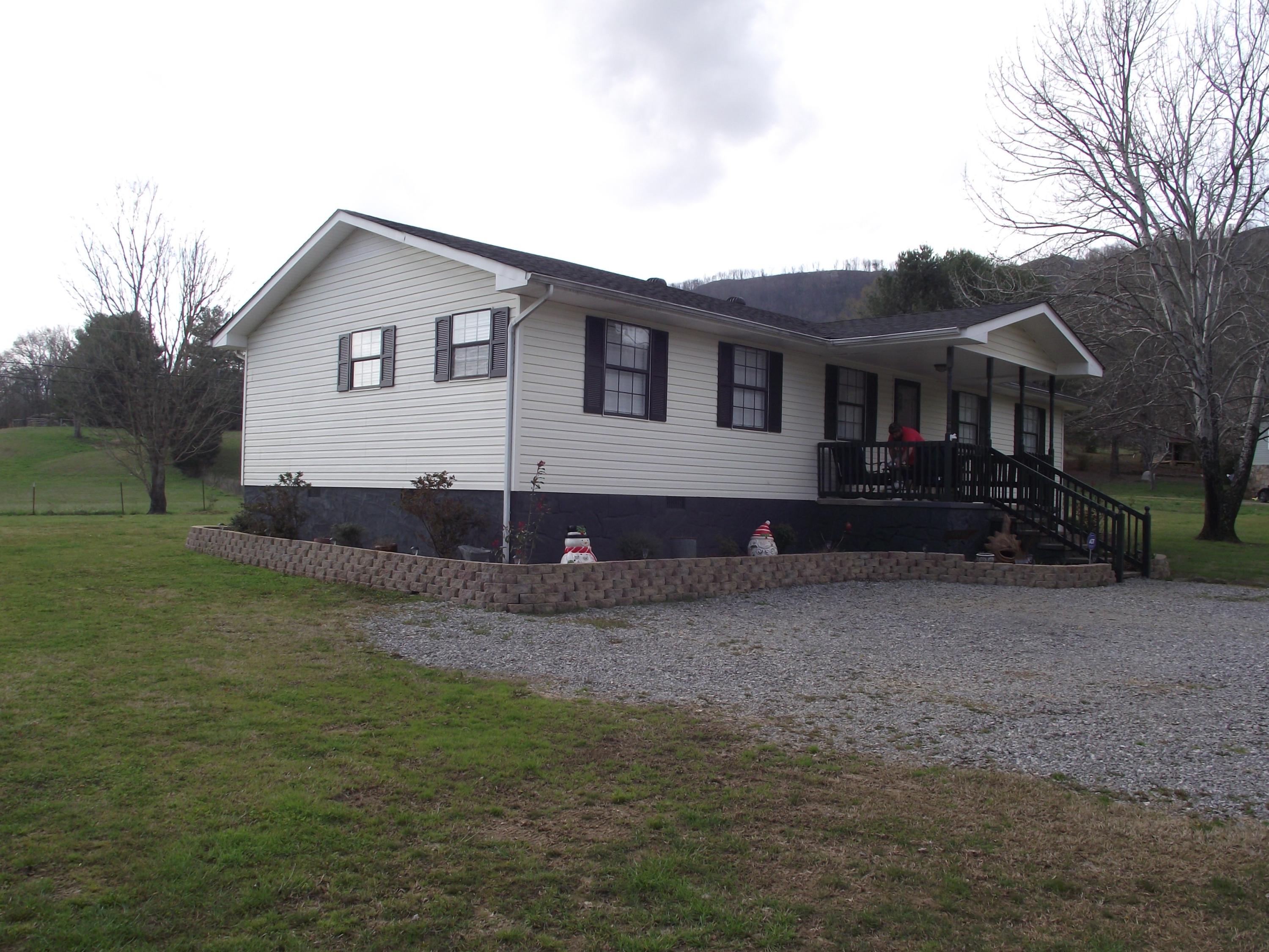 309 Glover Hill Road Jasper, TN 37347 - Photo 19 of 20 Front view