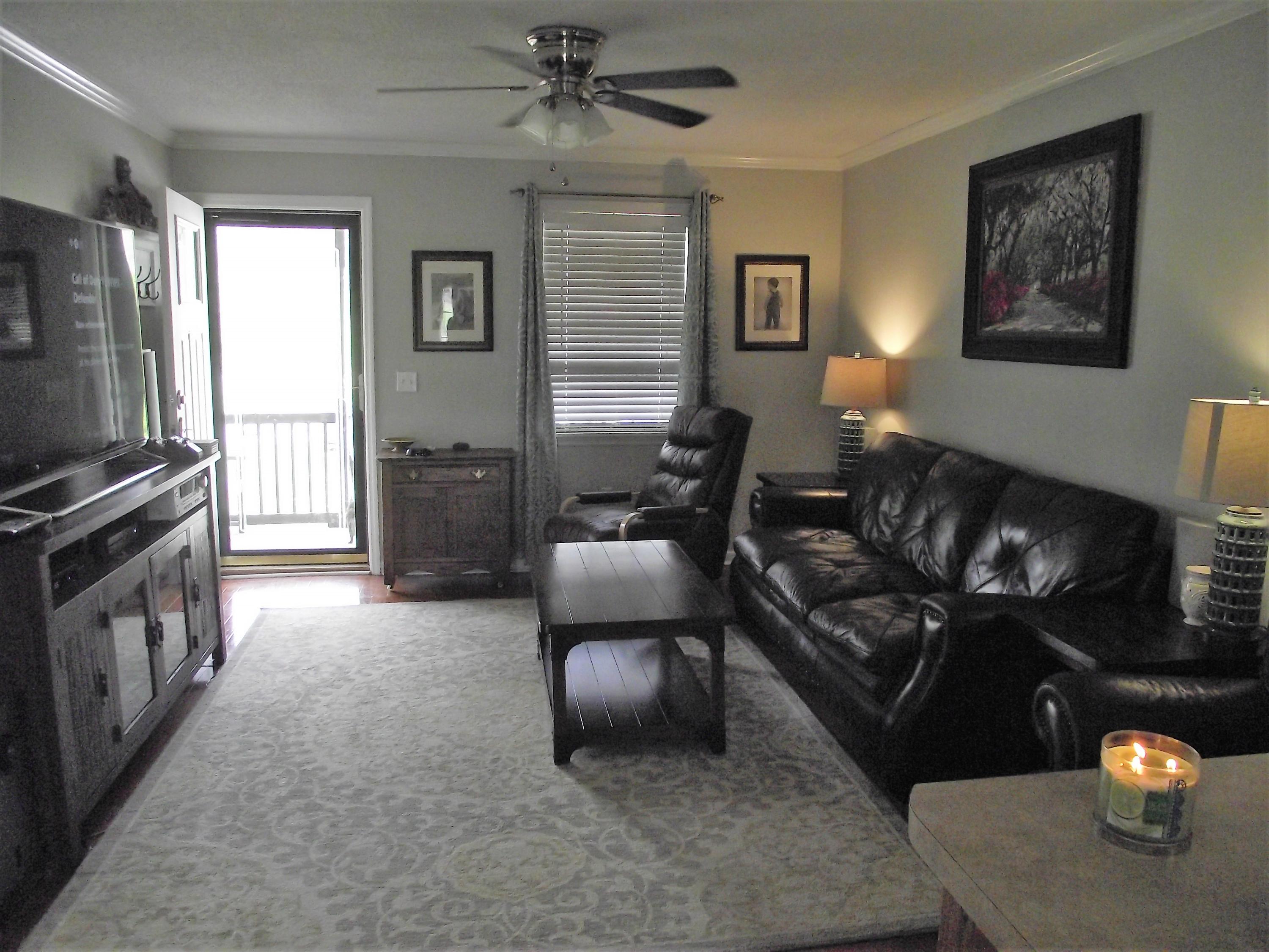 309 Glover Hill Road Jasper, TN 37347 - Photo 9 of 20 Living room
