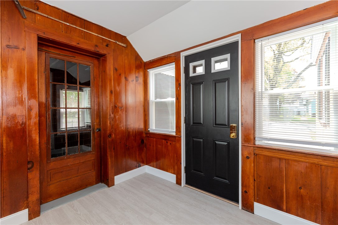 46 Freeman Street Warwick, RI 02886 - Photo 36 of 46 Gallery Image 36