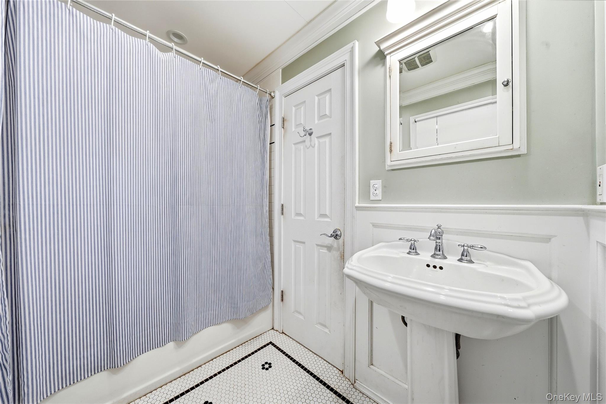 50 Dryad Road Rocky Point, NY 11778 - Photo 23 of 36 Gallery Image 23