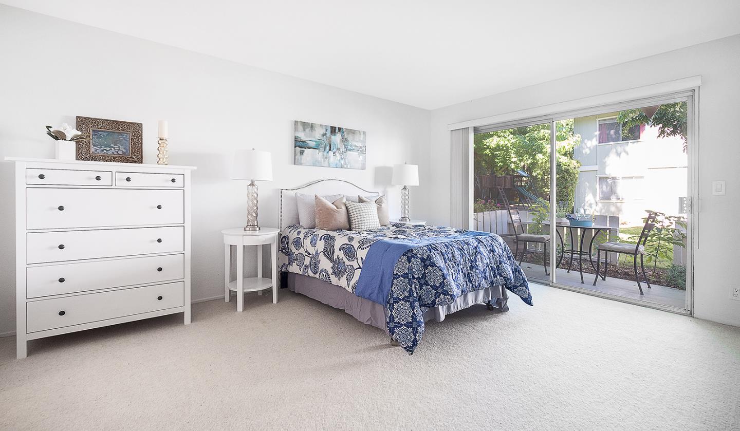 264 North Whisman Road, Unit 7 Mountain View, CA 94043 - Photo 11 of 17 Gallery Image 11
