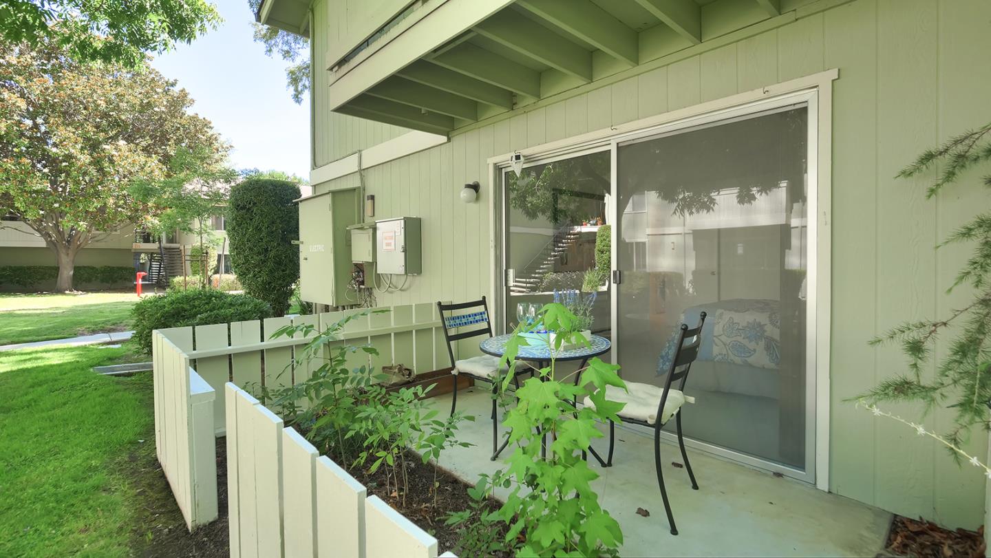 264 North Whisman Road, Unit 7 Mountain View, CA 94043 - Photo 15 of 17 Gallery Image 15