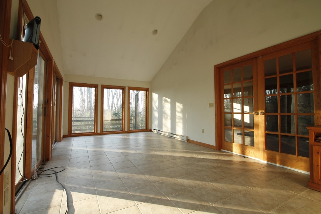 37 Long Plain Road Leverett, MA 01054 - Photo 13 of 30