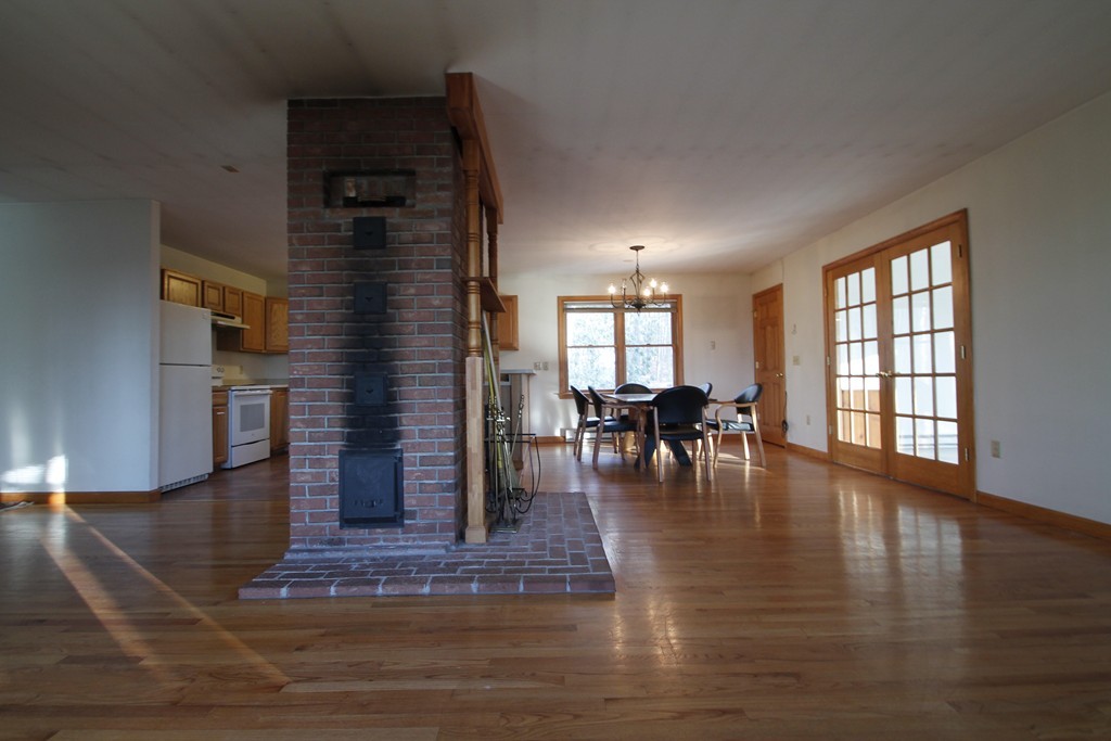 37 Long Plain Road Leverett, MA 01054 - Photo 8 of 30