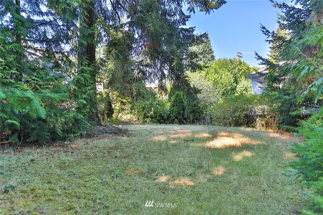 2309 Aberdeen Avenue Northeast Renton, WA 98056 - Photo 12 of 21 Gallery Image 12