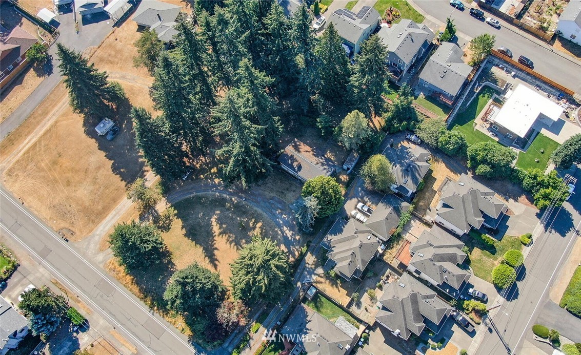 2309 Aberdeen Avenue Northeast Renton, WA 98056 - Photo 18 of 21 Gallery Image 18