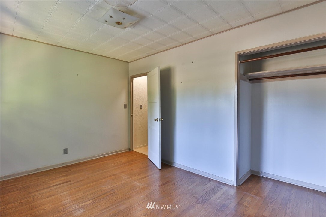 2309 Aberdeen Avenue Northeast Renton, WA 98056 - Photo 7 of 21 Gallery Image 7