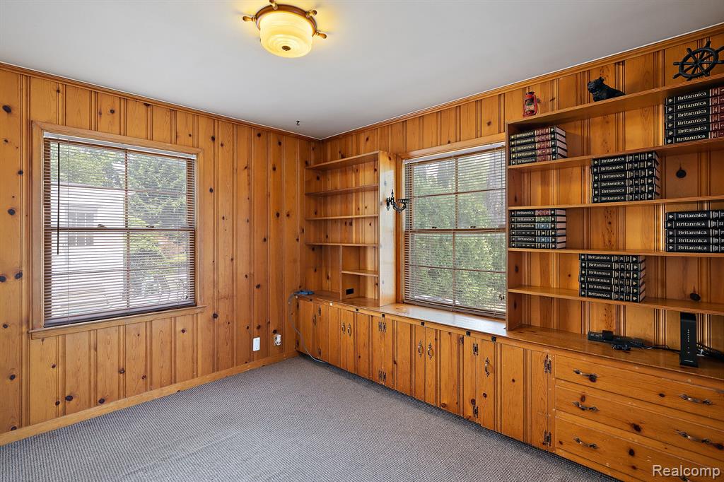 1730 Littlestone Road Grosse Pointe Woods, MI 48236 - Photo 21 of 45