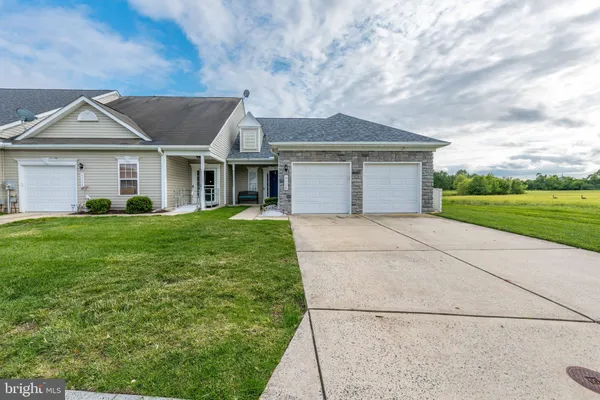 $299,000 | 9126 Clubhouse Drive, Delmar, MD 21875