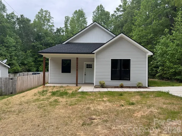 $232,000 | 1230 Wilmington Avenue, Statesville, NC 28677