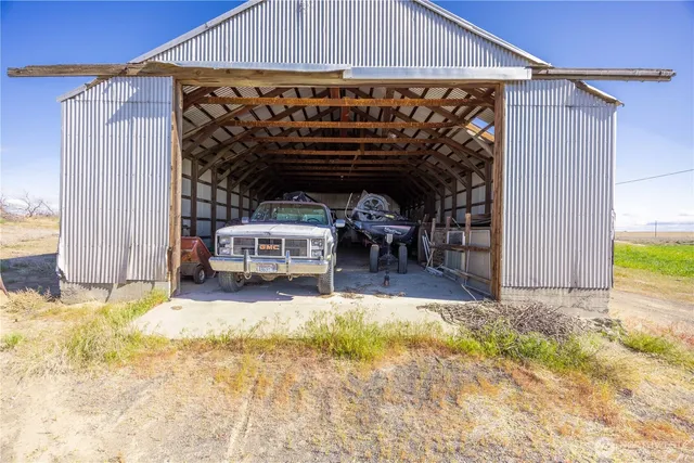$430,000 | 240 Road 14 Street Northeast, Mansfield, WA 98830
