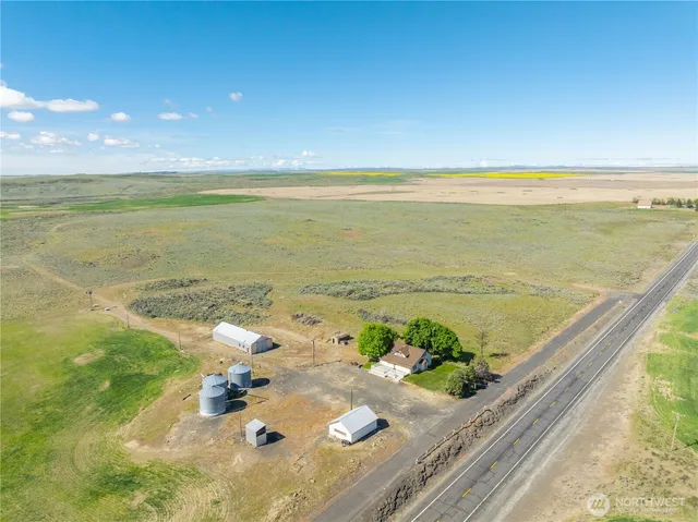 $430,000 | 240 Road 14 Street Northeast, Mansfield, WA 98830