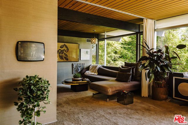 $2,595,000 | 3319 Tareco Drive, Los Angeles, CA 90068