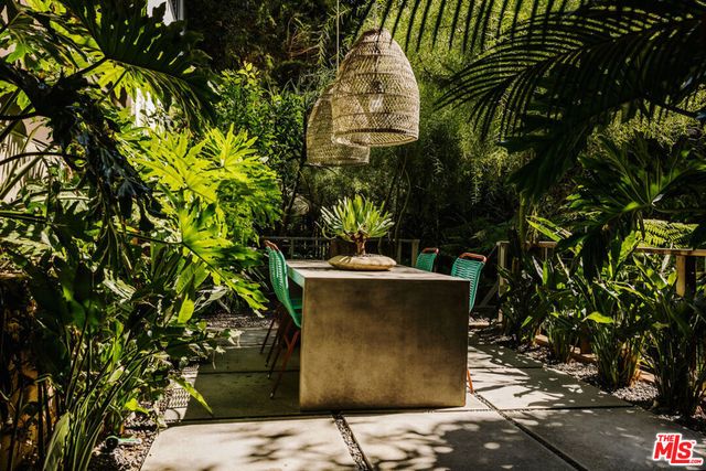 $2,595,000 | 3319 Tareco Drive, Los Angeles, CA 90068